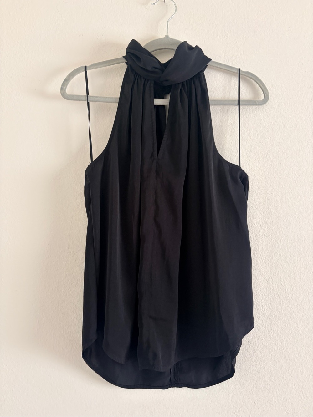 NWT Banana Republic Black High Neck Sleeveless Keyhole Top Blouse
